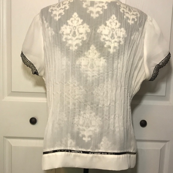 Notations Sheer Blouse - Picture 4 of 7